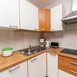 Big Balcony With Sea View, 2 Bdr, 06 Apartman