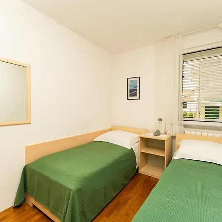 Big Balcony With Sea View, 2 Bdr, 06 Daire Rabac