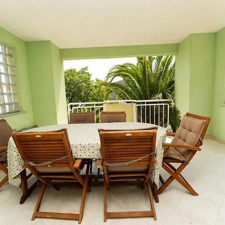 Big Balcony With Sea View, 2 Bdr, 06 Daire