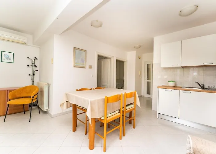 Big Balcony With Sea View, 2 Bdr, 06 Appartamento