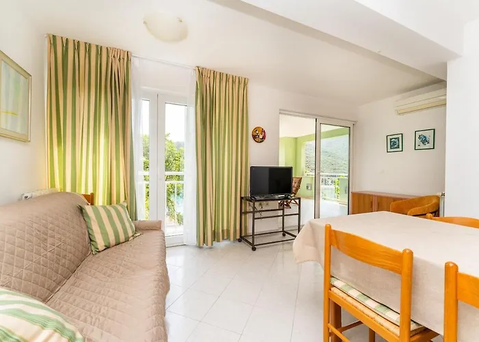 Big Balcony With Sea View, 2 Bdr, 06 *